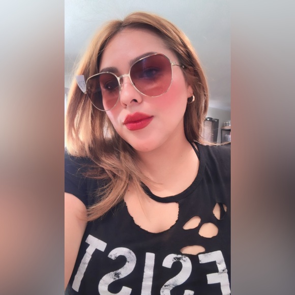 SALE JUST TODAY🌻GIVENCHY flat aviator sunglasses 🌼✨ - Picture 3 of 16